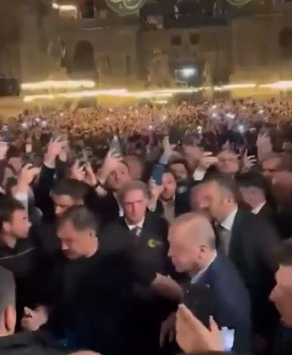 Cumhurbaşkanı Erdoğan Ayasofya Camii'nde tekbirlerle karşılandı