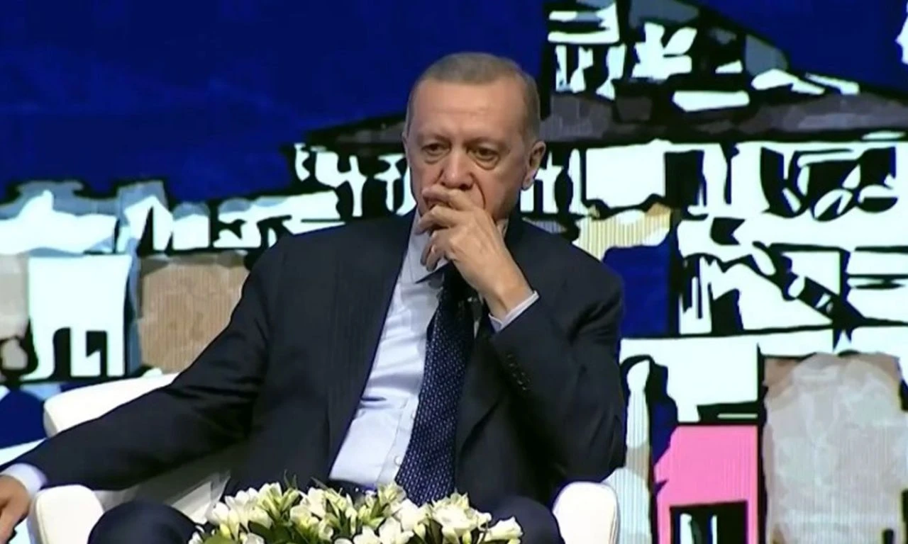 Cumhurbaşkanı Erdoğan'ı duygulandıran anlar: Ağlamamak için kendini zor tuttu - 1. Resim