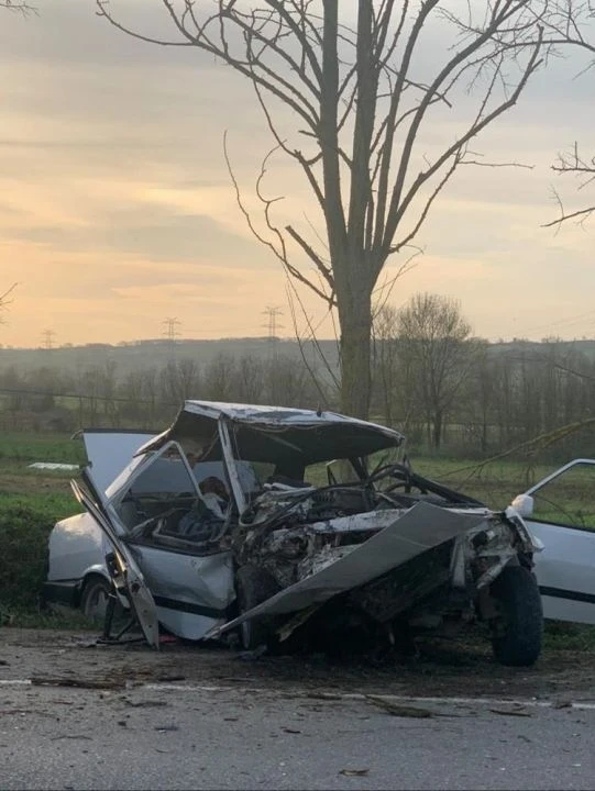 Sakarya'da korkunç kaza! Anne ve oğlu hayatını kaybetti