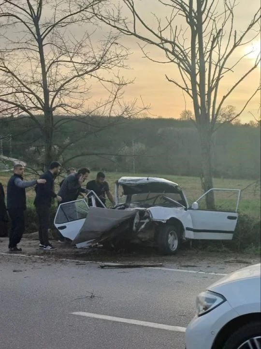 Sakarya'da korkunç kaza! Anne ve oğlu hayatını kaybetti
