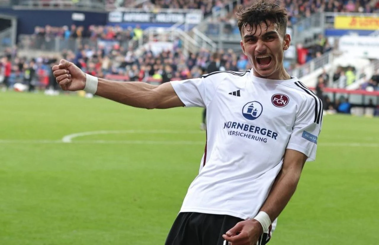 Can Uzun'dan Hertha Berlin ağlarına harika gol!