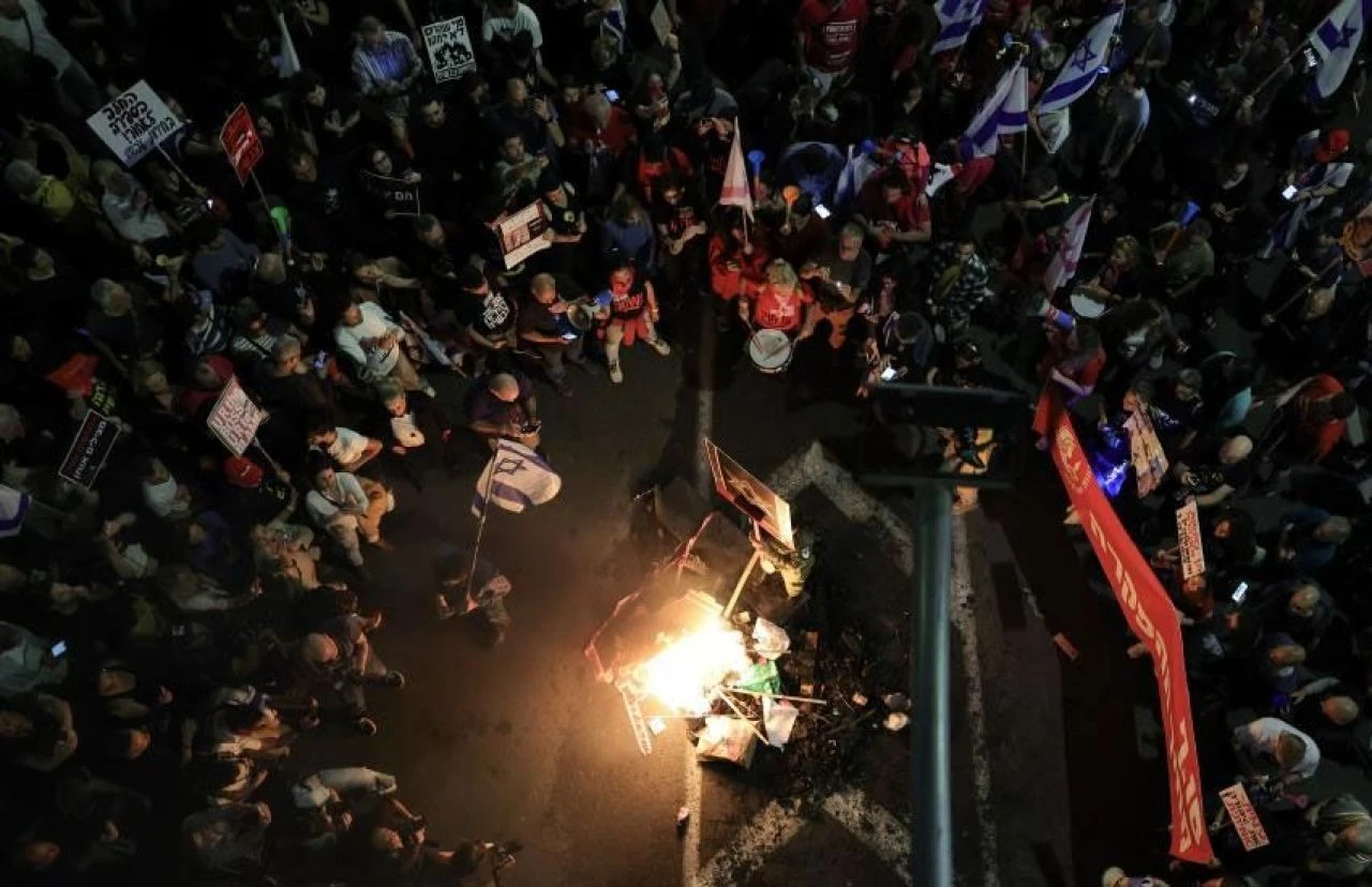 İsrail’de Netanyahu’ya tepkiler büyüyor: Savaşı durdurun, anlaşma hemen