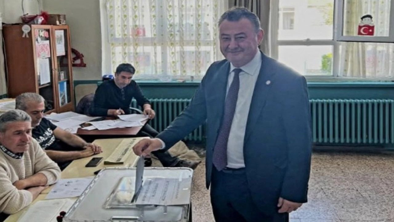 İzmir yeniden CHP'de! İşte ilçe ilçe seçim sonuçları...
