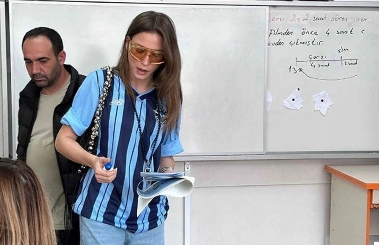 Serenay Sarıkaya'nın Adana Demirspor formalı kombinine Murat Sancak'tan cevap geldi