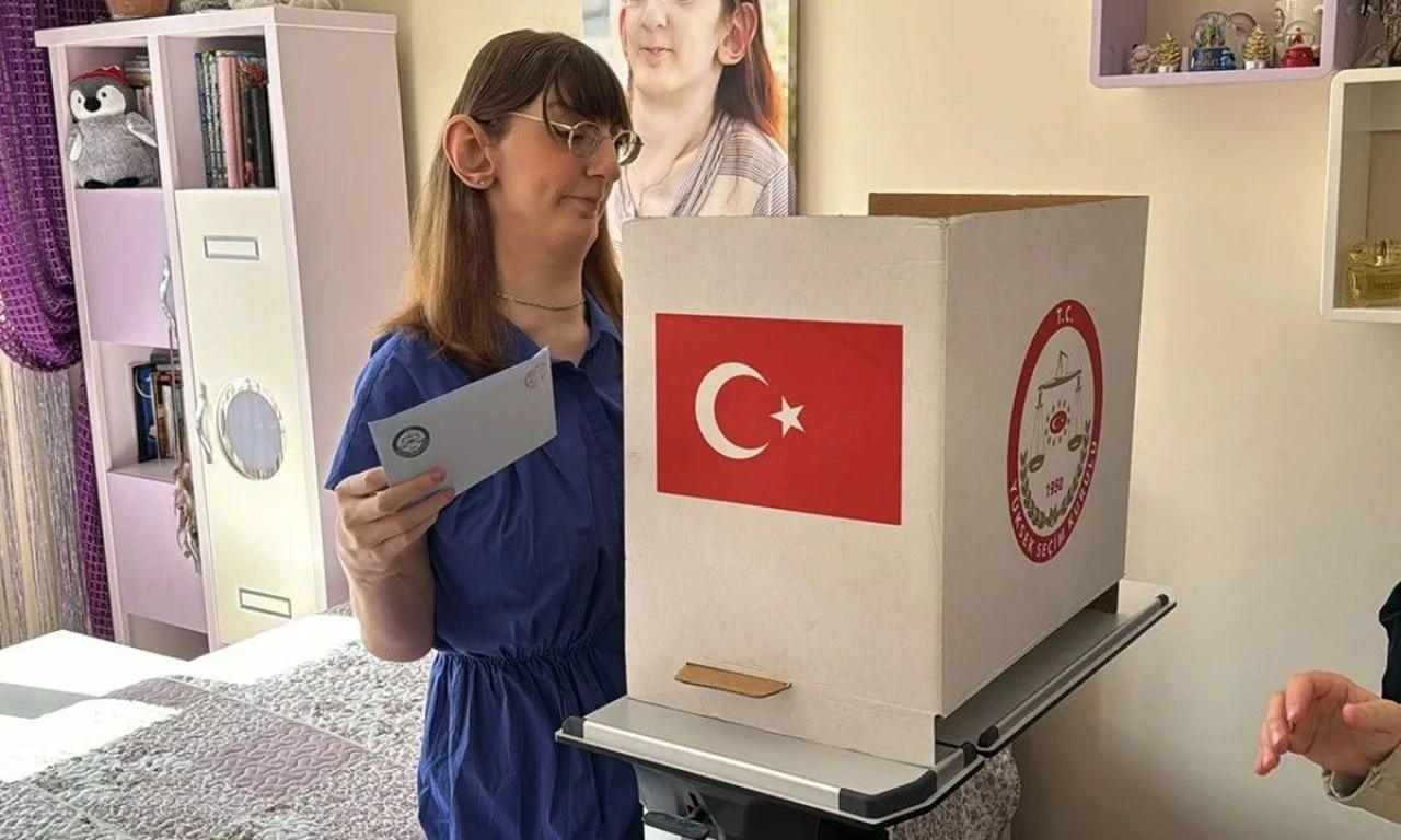 Türkiye ve dünyanın 'en'leri oylarını kullandı