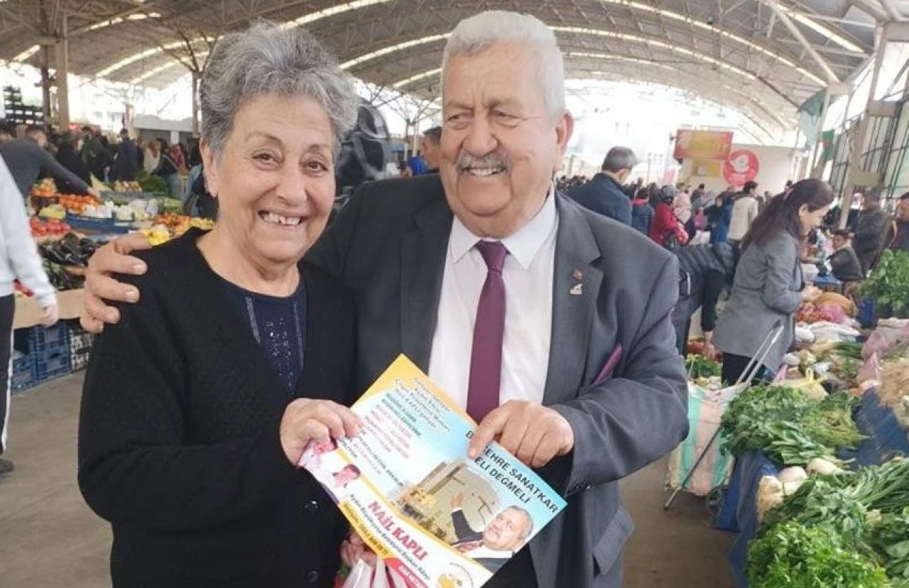 Eşekli seçim çalışması yapan çılgın adayın karnesi belli oldu! - 1. Resim