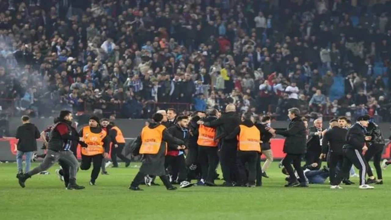 Fenerbahçe'den Osayi, Oosterwolde ve İrfan Can 