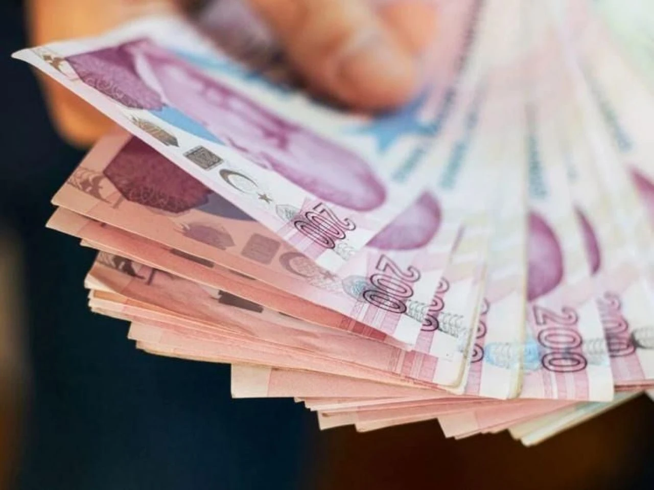 Ramazan Bayramı öncesi maaşlar ödenecek mi? Memur ve sözleşmeli personel için Bakanlıktan açıklama geldi