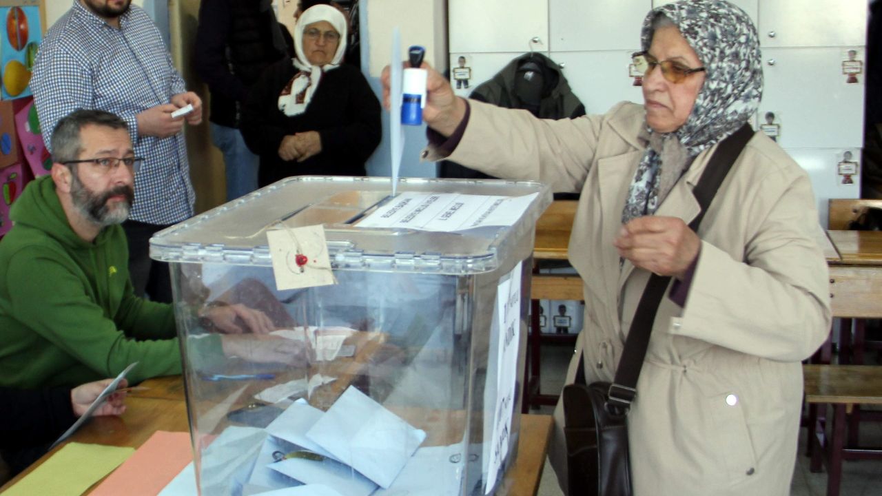 AK Parti ve CHP&#039;den Beykoz itirazı! Oy farkı yüzde 1&#039;den az