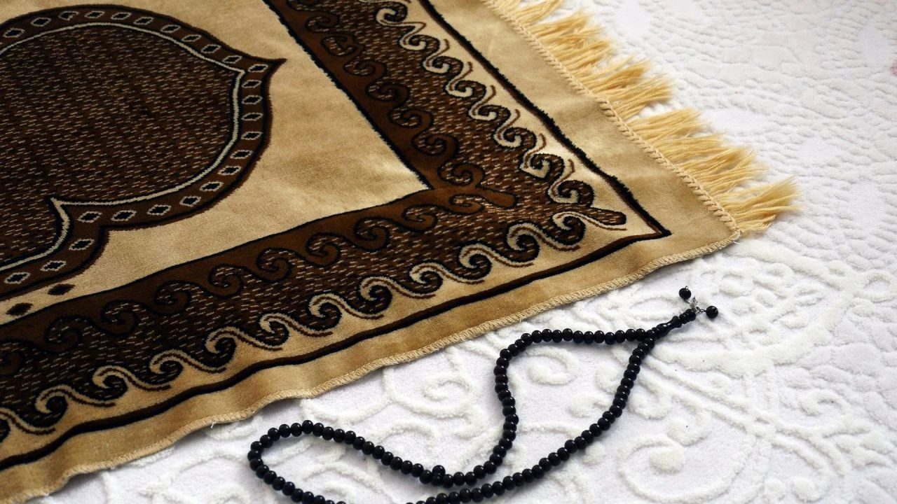 Ramazan-ı Şerif ayının en kıymetli gecesi! Kadir Gecesinde ibadetler 80 yıl değerinde