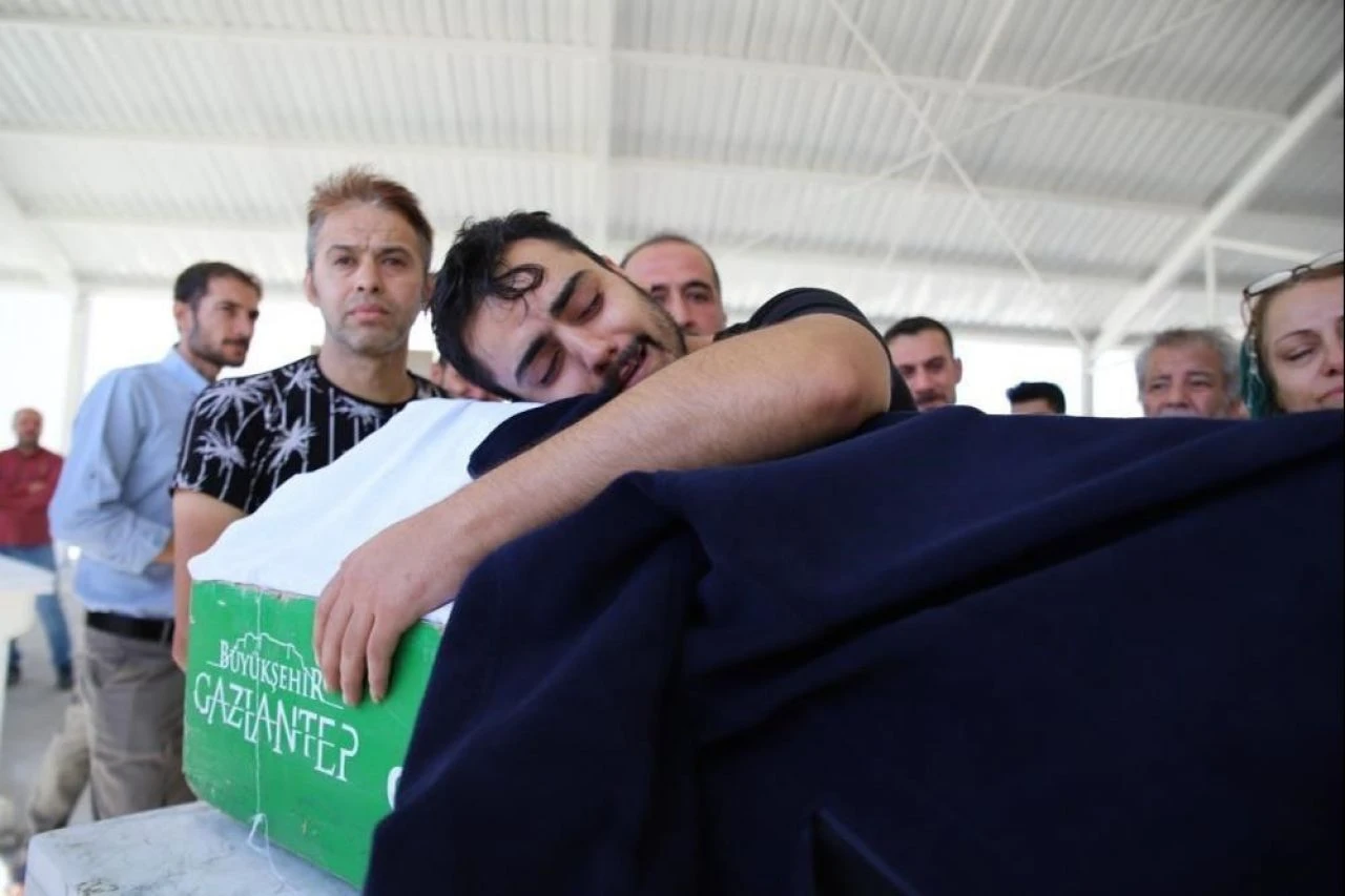 3 yaşındaki Lina Nazlı’nın ölümüyle ilgili davada sanıklara ceza yağdı - 4. Resim