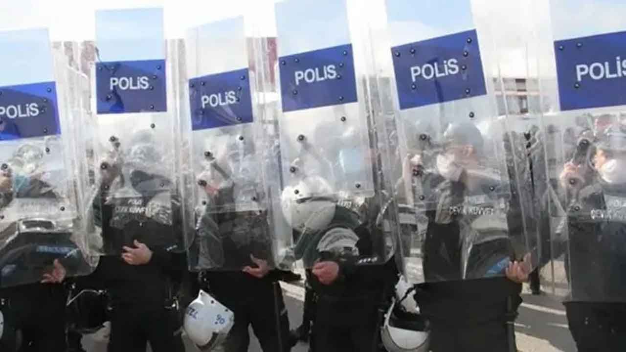 Bitlis’te tüm etkinlikler 15 gün süre ile yasaklandı