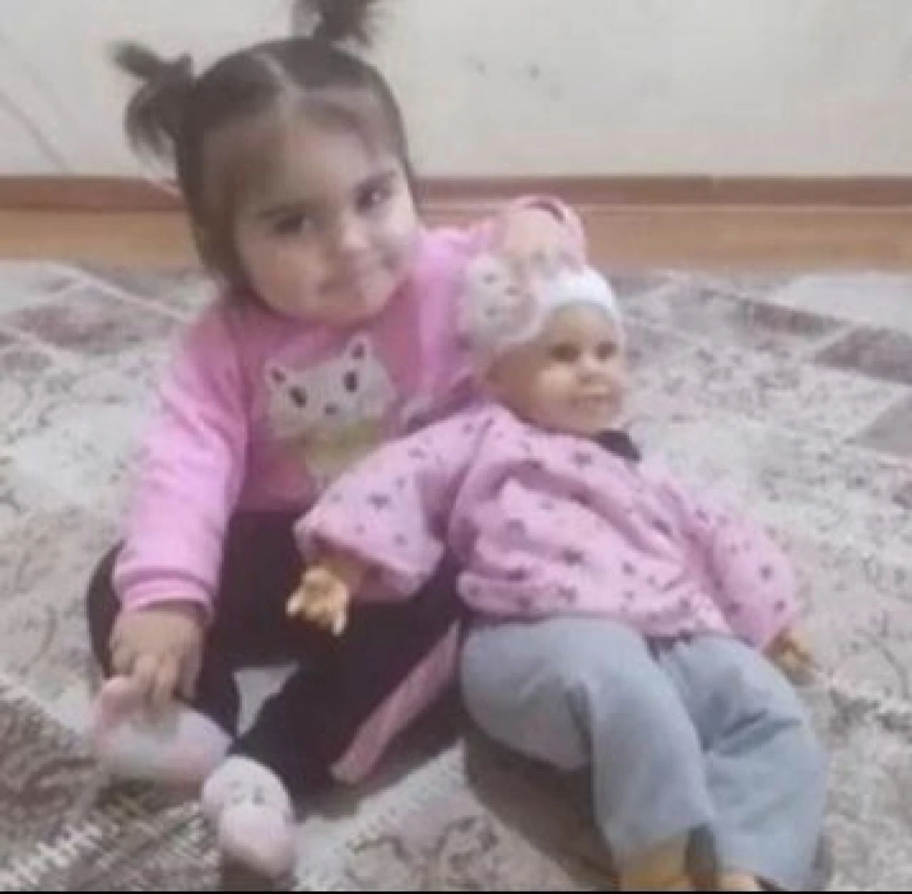 Derin dondurucuda 3 yaşındaki çocuk ölü bulunmuştu: Davada ceza yağdı