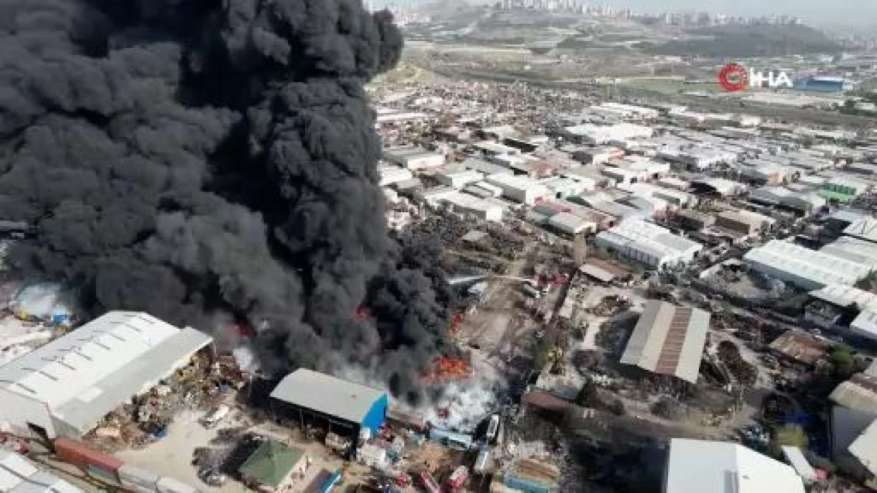 Son dakika! Ankara'da Hurdacılar Sitesi'nde yangın: Dumanlar gökyüzünü kapladı - 5. Resim