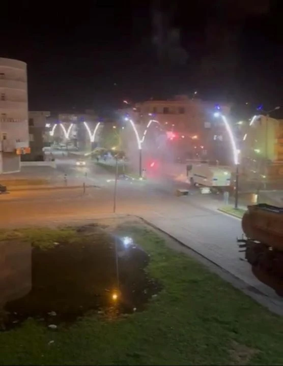 Batman’da izinsiz gösteri yapan gruba polis müdahale etti - 2. Resim