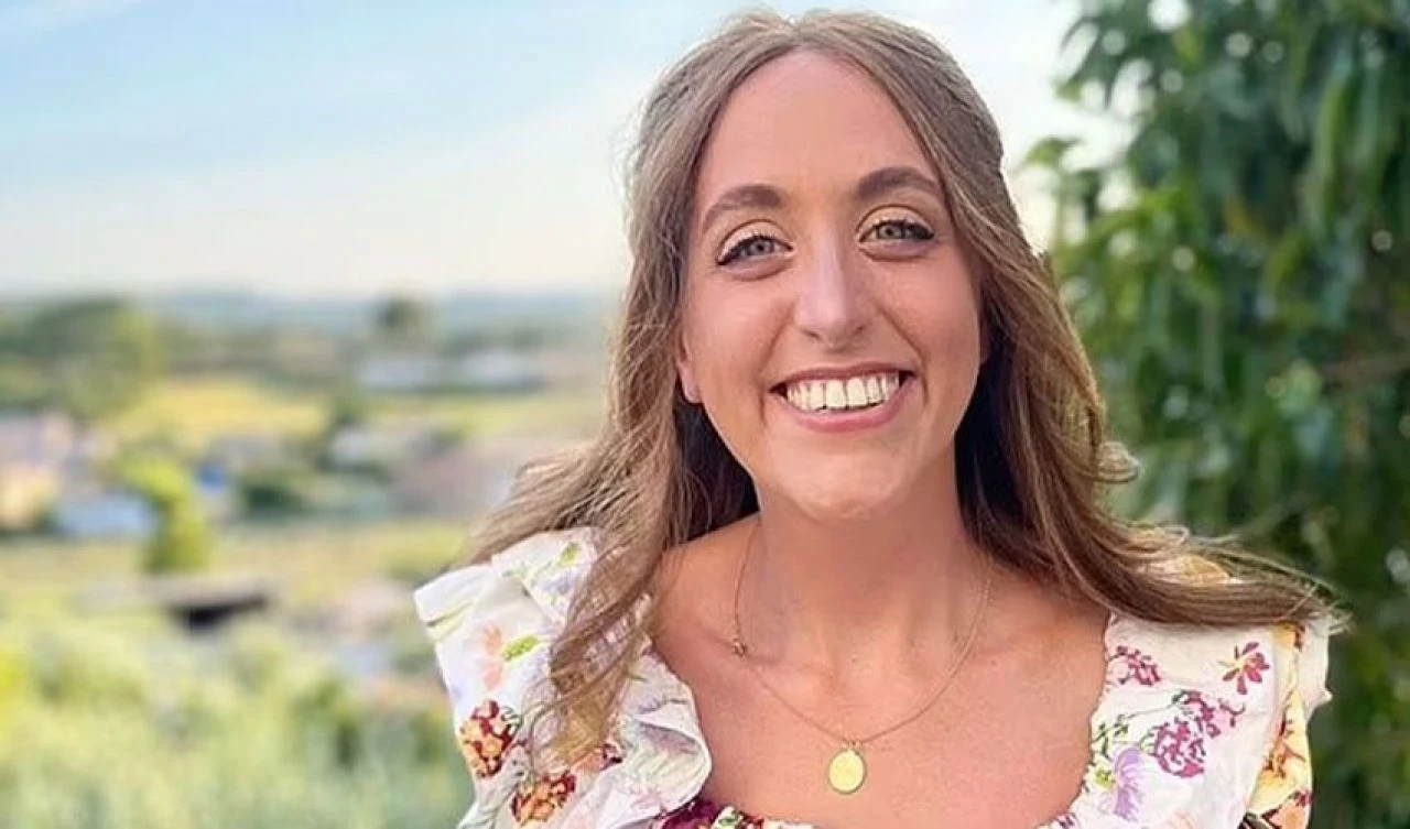 Karnındaki ağrıyı idrar yolu enfeksiyonu sandı kanser çıktı! Genç kız şimdi herkesi uyarıyor - 1. Resim