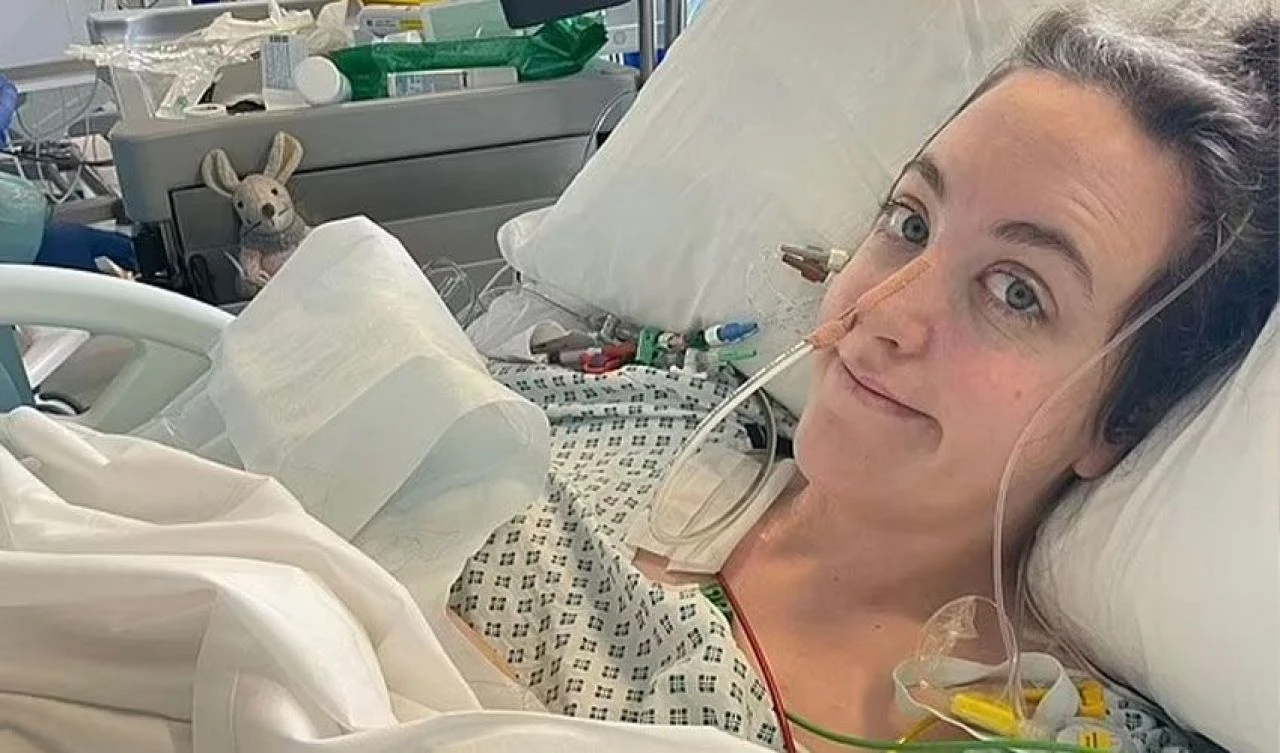 Karnındaki ağrıyı idrar yolu enfeksiyonu sandı kanser çıktı! Genç kız şimdi herkesi uyarıyor - 3. Resim