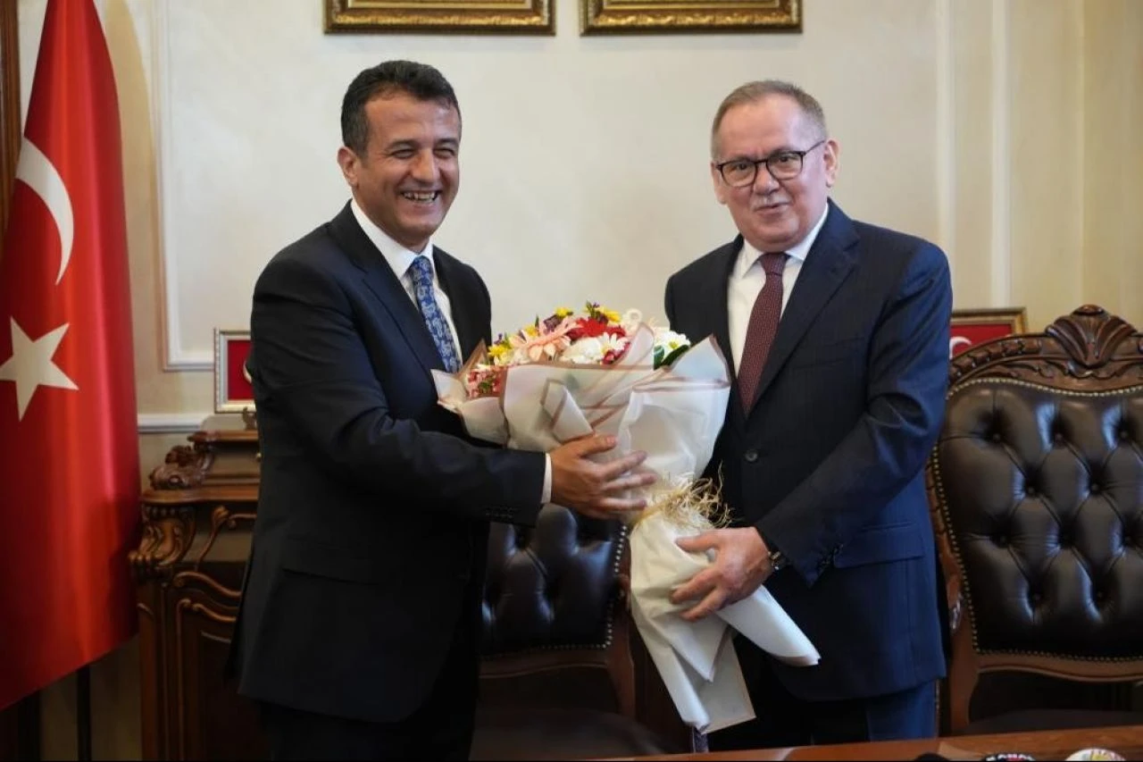 Samsun Büyükşehir Belediye Başkanı Halit Doğan görevi devraldı - 2. Resim