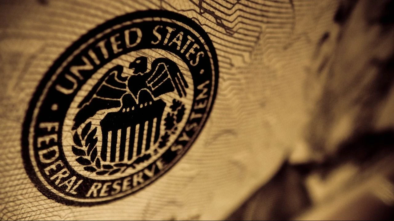 ABD devi Morgan Stanley’den kritik FED tahmini! Altın fiyatlarını etkileyecek ilk faiz indirimi için tarih verdi