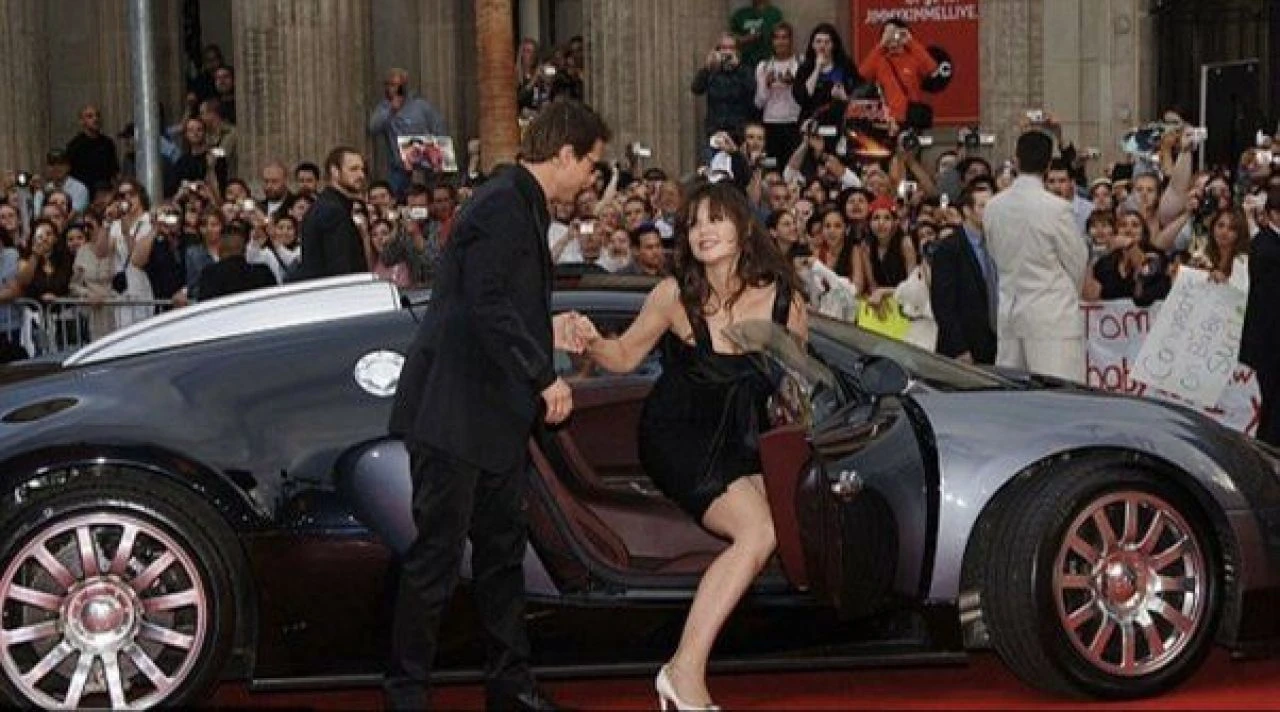 Bugatti'nin yasak listesine Tom Cruise da eklendi! Milyonlar da dökse aracı satın alamayacak