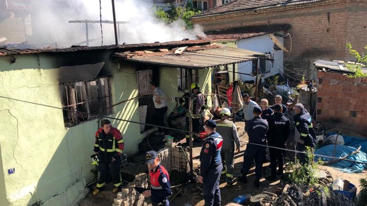 Evde yalnız bırakıldı! 2 yaşındaki bebek hayatını kaybetti