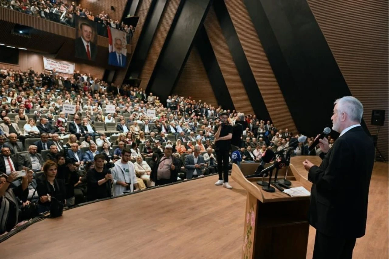 İkinci kez Isparta Belediye Başkanı seçilen Şükrü Başdeğirmen mazbatasını aldı - 2. Resim