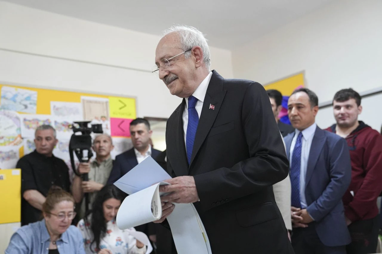 Kılıçdaroğlu 'Siyaset beni bırakmaz' dedi kurultay sorusuna yanıt verdi