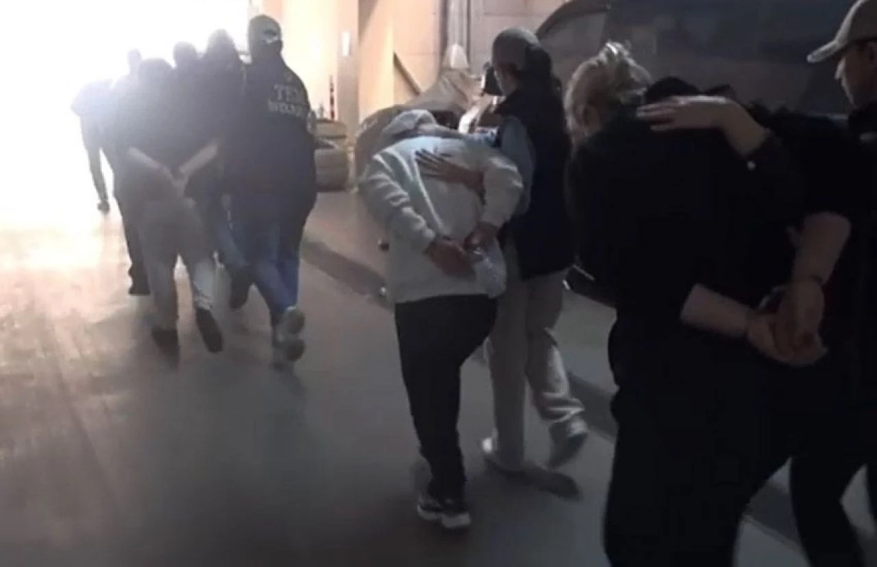 KÖSTEBEK-3 operasyonu! İsrail istihbaratına bilgi aktaran şahıslar yakalandı - 1. Resim