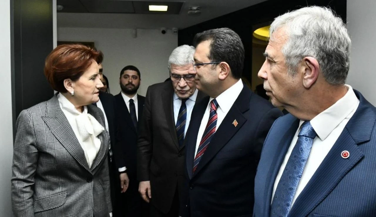 Meral Akşener'den İmamoğlu ve Yavaş'a sert sözler: Seçilmesine vesile olduklarımız hırsız çıktı  - 2. Resim