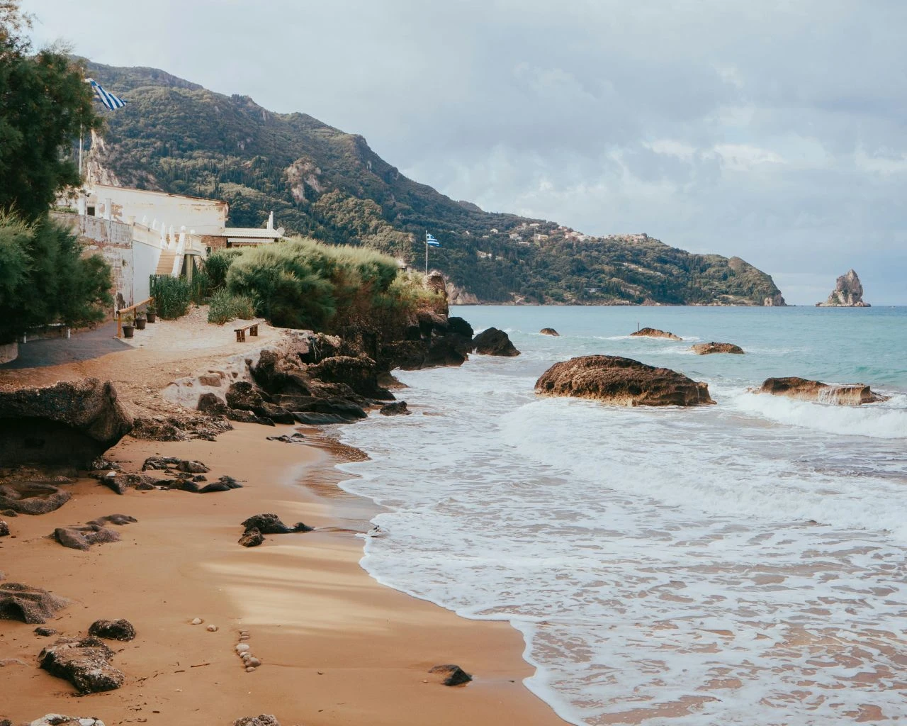 Meşhur lezzetleriyle vizesiz masalsı Simi/Sömbeki Adası tatili