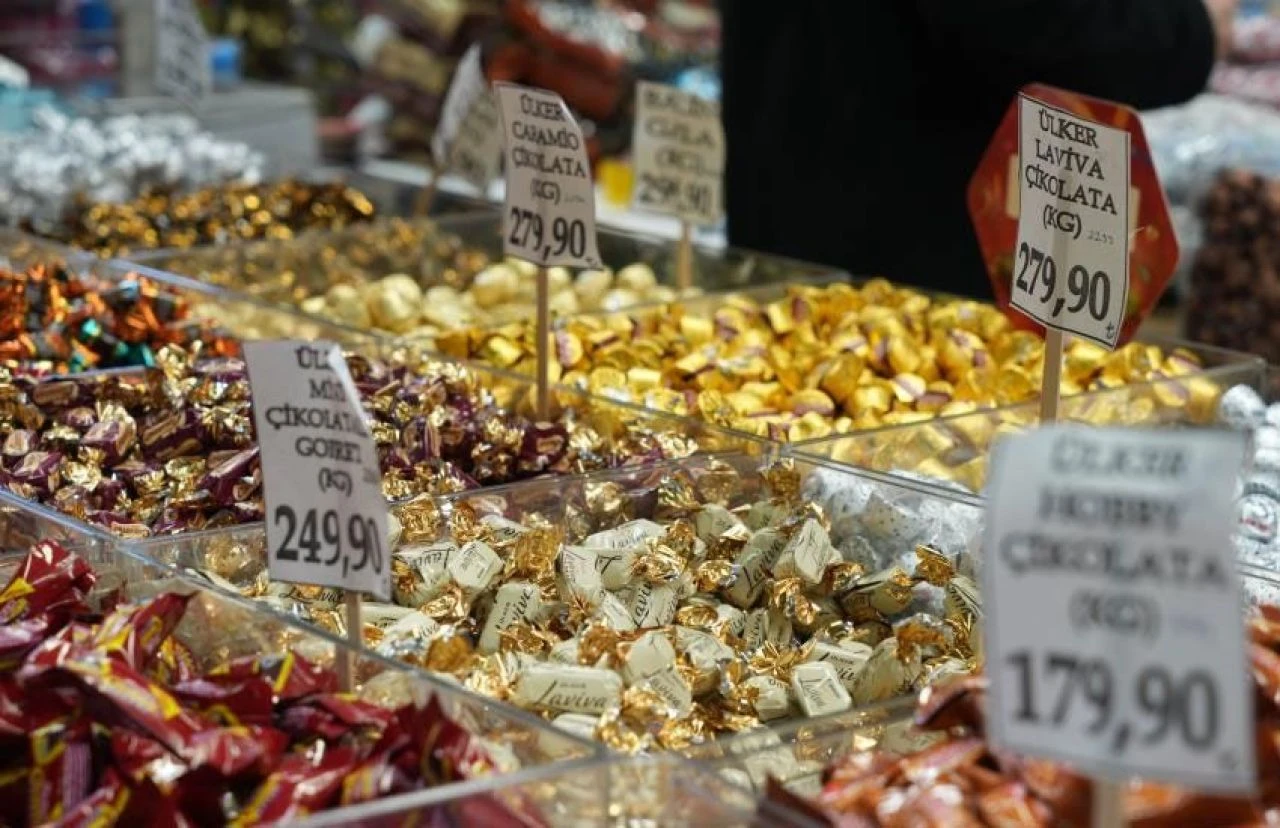 Bayram coşkusu renkli şekerlerle tezgahlara taştı! Fiyatlar belli oldu - 3. Resim