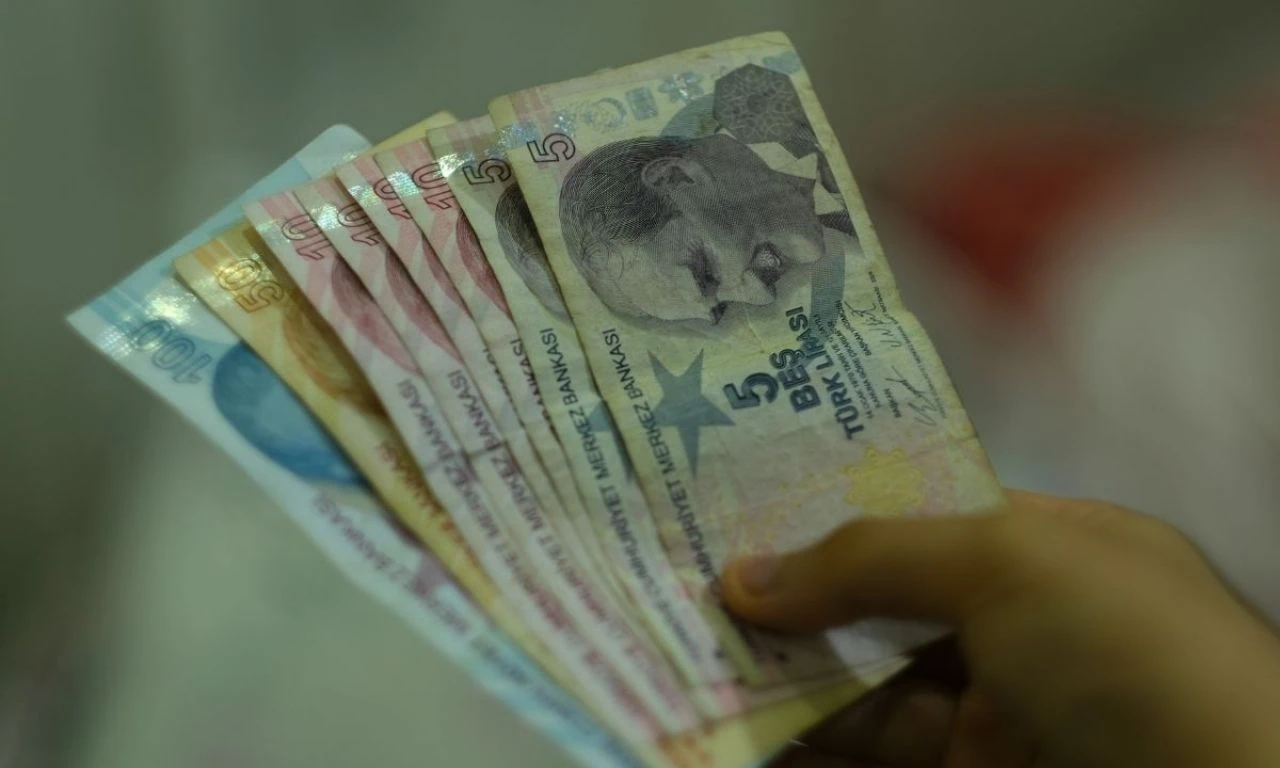 Bayram tatilinde çalışana çift ödeme! Rakam belli oldu, işte fazla mesai ücreti hesaplaması