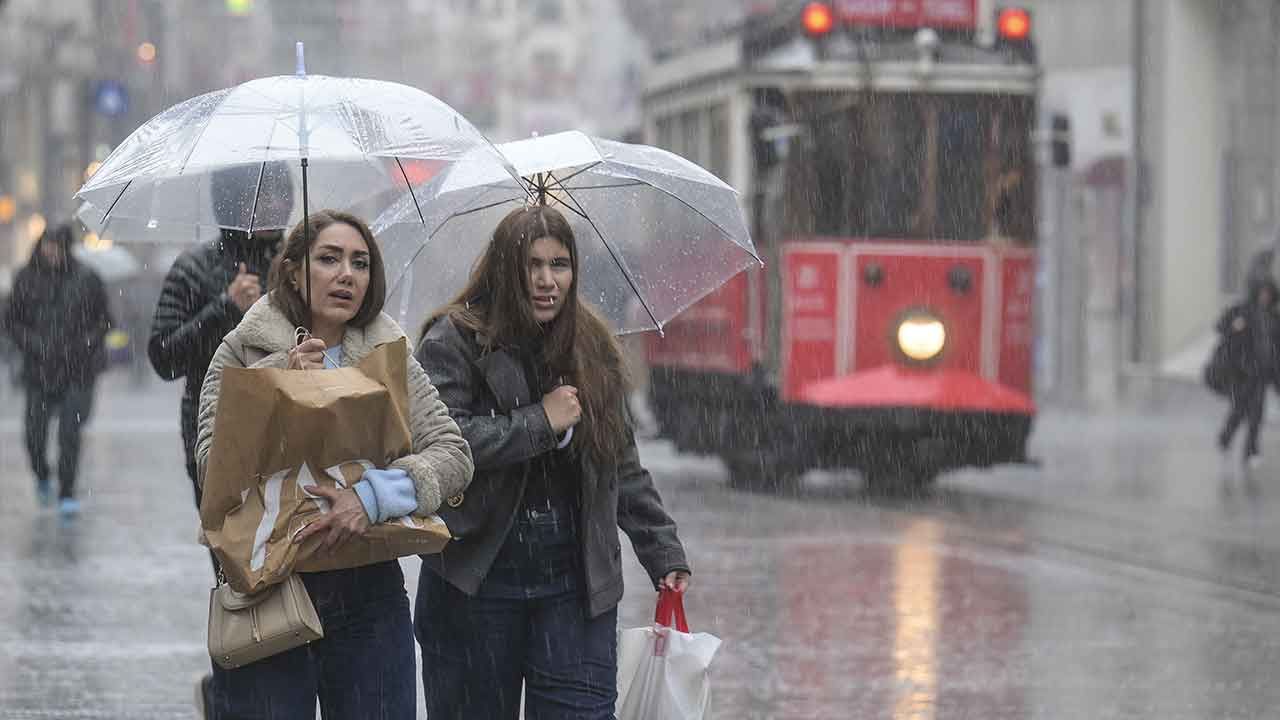 Hafta sonu hava nasıl olacak? İstanbul dahil birçok ilde sağanak var! İşte 6 Nisan hava durumu...