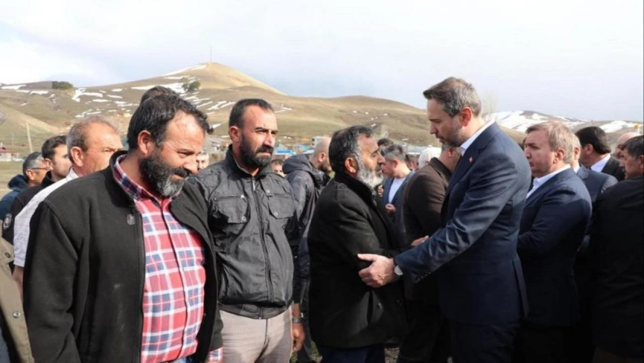 İliç'teki maden faciasında kaybolan Uğur Yıldız'ın cansız bedeni toprağa verildi  - 1. Resim