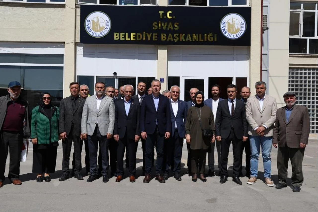 Sivas'ı kazanan BBP'li başkanın ilk icraatı alkış topladı