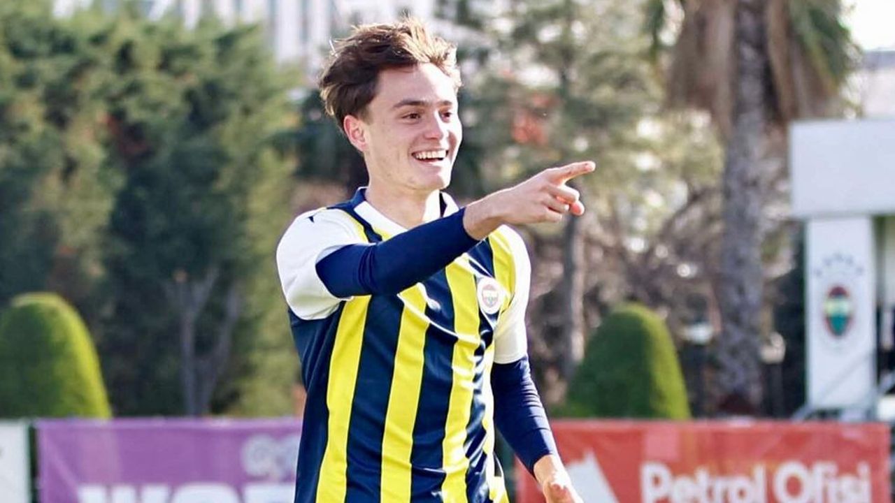 Fenerbahçe U19 takımının oyuncusu Emirhan Arkutcu&#039;nun hayatı ve kariyeri