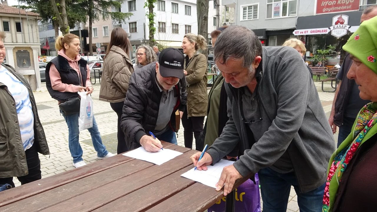 Oy pusulasına düşülen not muhtarlıktan etti!