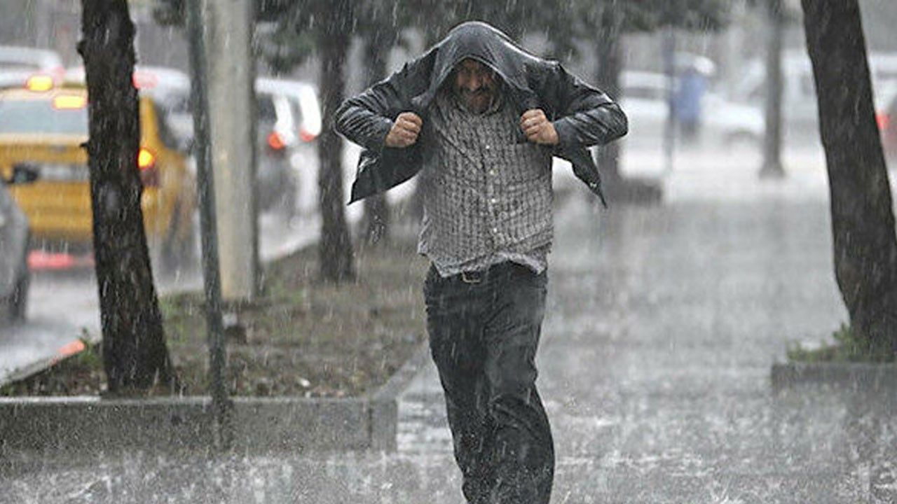 Bayramda planları olanlar dikkat! Meteoroloji&#039;den vatandaşlara yağış uyarısı geldi