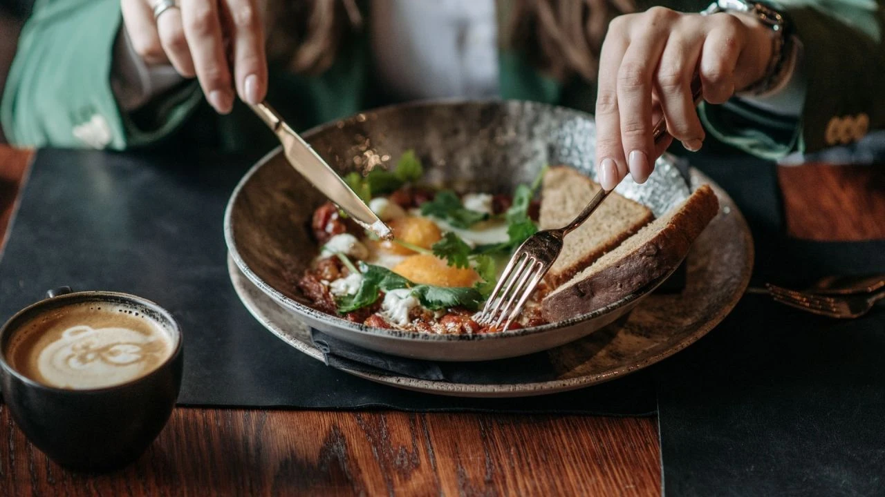 Bayramın birinci gününde bağırsakları bekleyen sürpriz! İlk gün kahvaltıda kahve içmeyin