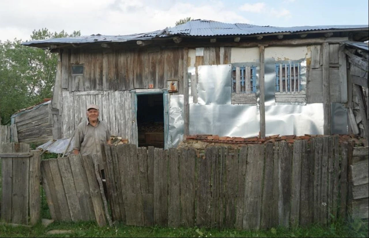 Evinde baygın halde bulundu, beslediği 36 kedisi sahipsiz kaldı