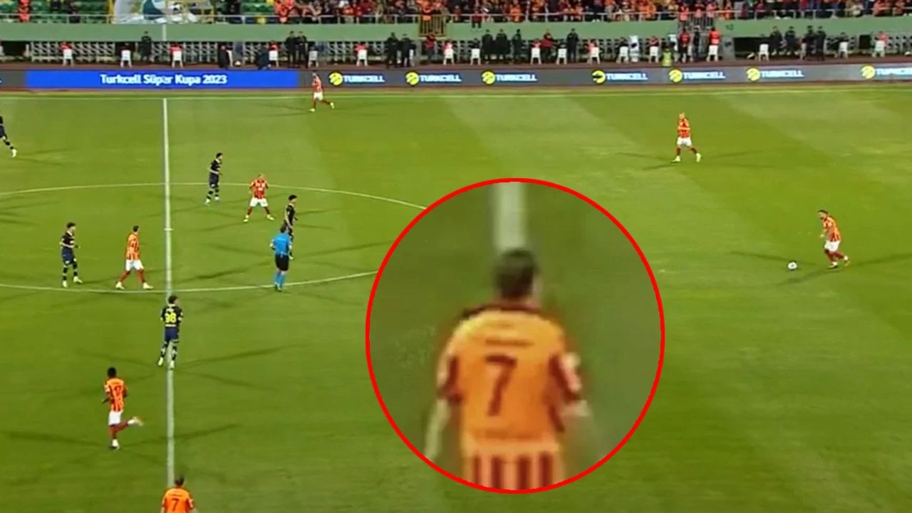 Süper Kupa maçında dikkat çeken an! Kerem Aktürkoğlu tepki gösterdi - 2. Resim