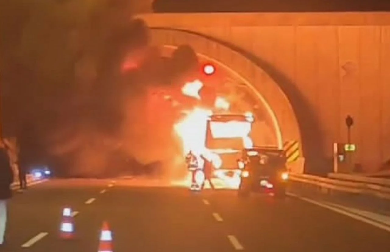 Orhangazi Tüneli'nde yolcular ölümden döndü! - 1. Resim