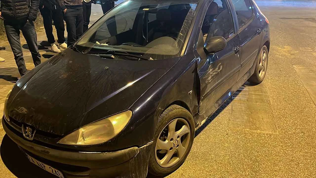 Trafiği birbirine kattı: Kaçtığı kaza yerine geri geldi - 1. Resim