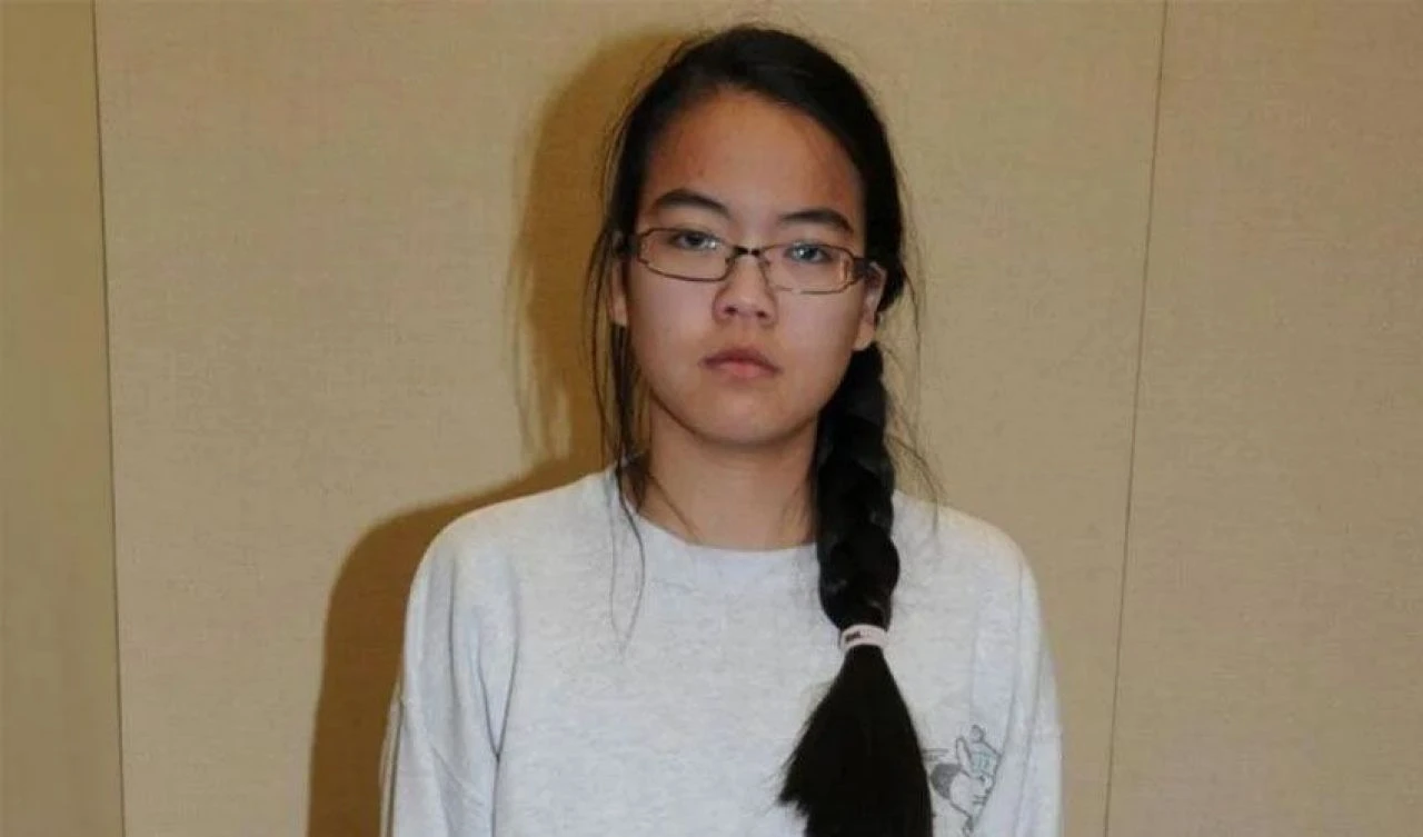 Anne babasını öldürtmek için tetikçi tuttu! Tüm hayatı da yalan çıktı