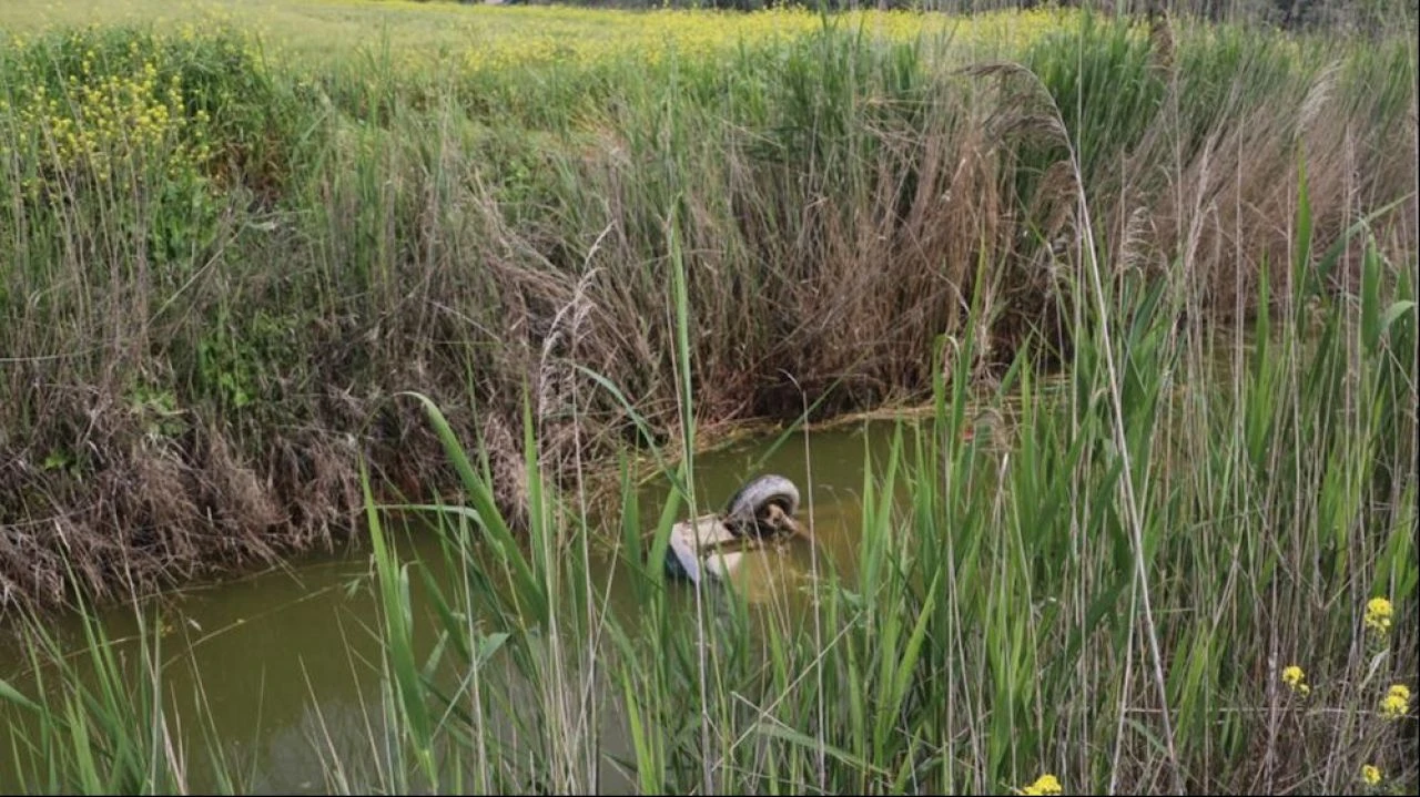 Bayram sabahı feci kaza! Otomobil dereye uçtu: Ölü ve yaralılar var