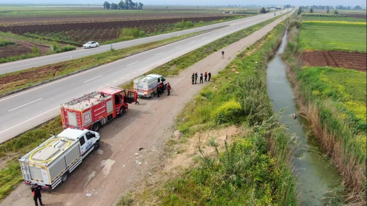 Bayram sabahı feci kaza! Otomobil dereye uçtu: Ölü ve yaralılar var