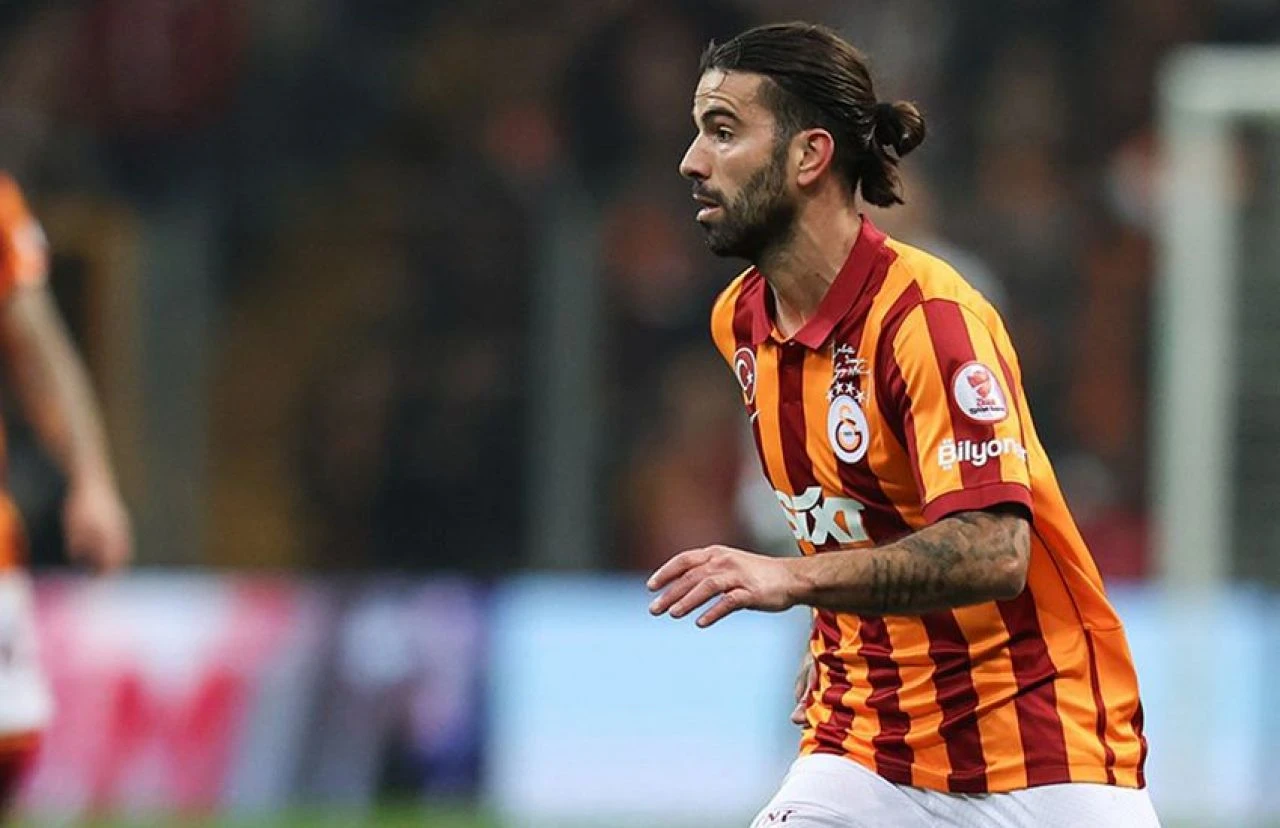 Galatasaray'da ilk ayrılık belli oldu! Yıldız isim sezon sonunda yolcu - 1. Resim