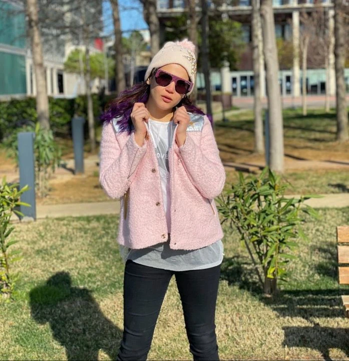 Kızılcık Şerbeti Nilay karakterini Feyza Civelek oynuyor - 1. Resim