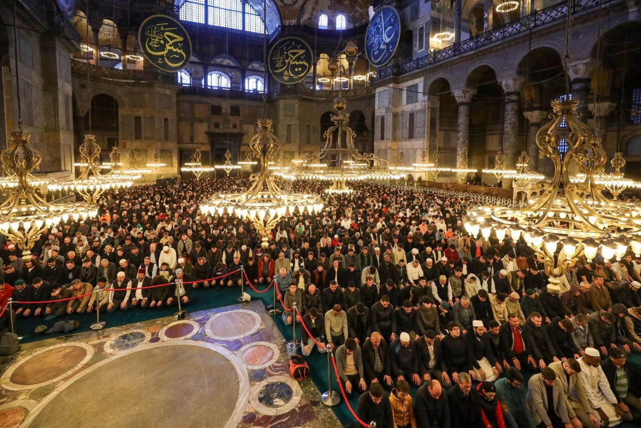 Yurttan bayram manzaraları... Camiler doldu taştı