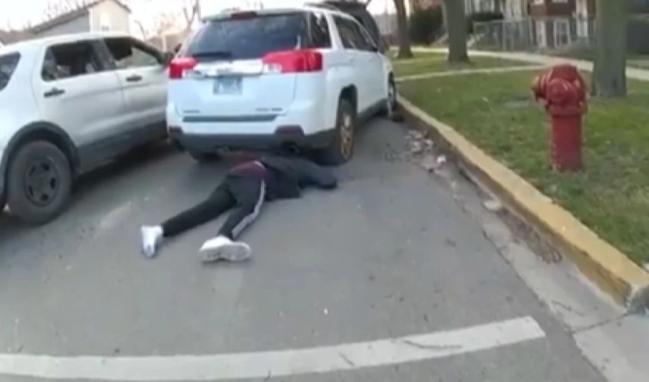 ABD polisi dehşet saçtı: 41 saniyede 96 mermi - 1. Resim